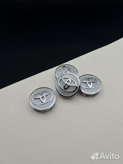 Колпачки заглушки цо диски Toyota эмблема хром 56