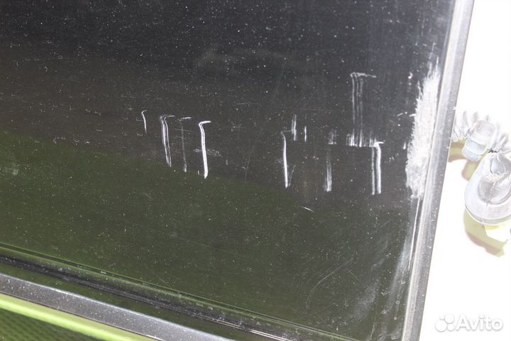 Дверь задняя правая Cadillac Escalade GMT900