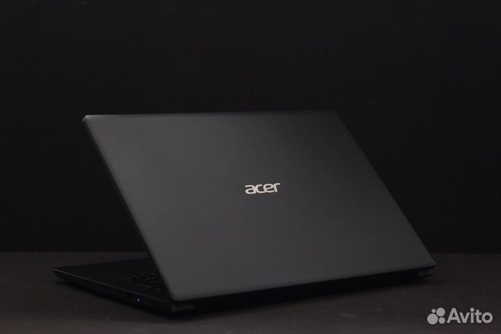 Стильный шустрый ультрабук Acer Aspire