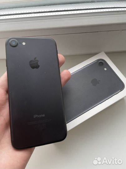 iPhone 7, 32 ГБ