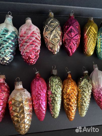 Елочные игрушки СССР разноцветные шишки
