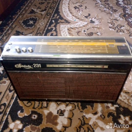 Советский радиоприемник spidola-231