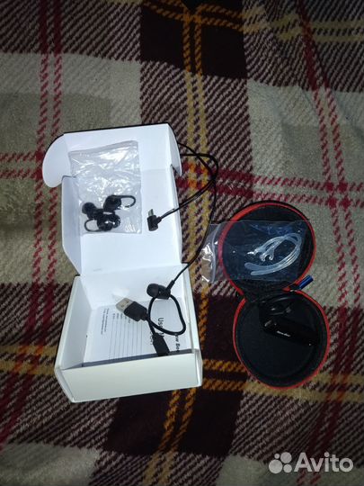 Блютуз наушники New Bee