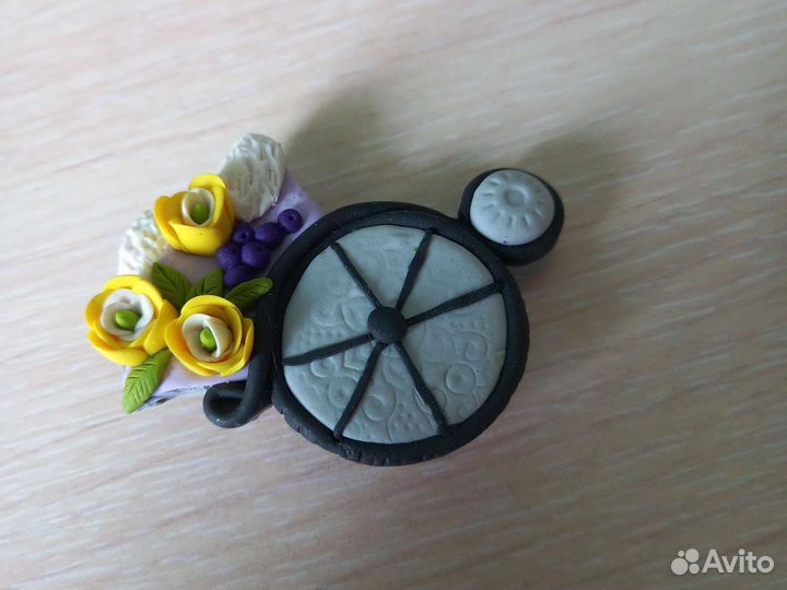 Брошка Букет