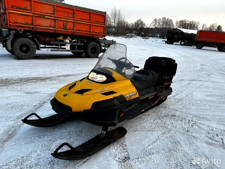 Brp ski-doo skandic swt 800