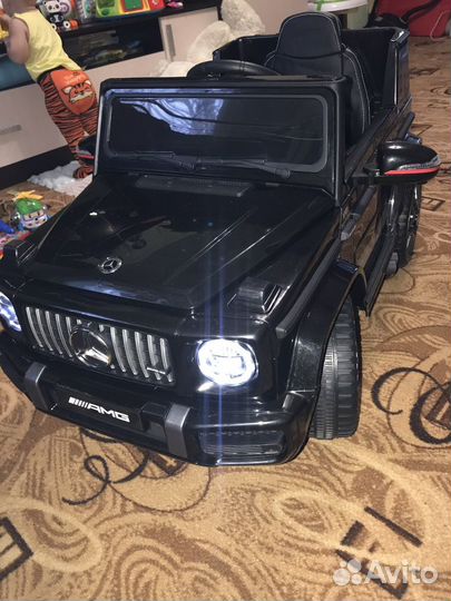 Детский электромобиль mercedes