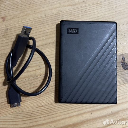 Внешний жесткий диск WD My Passport 1Tb