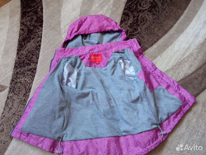 Ветровка для девочки