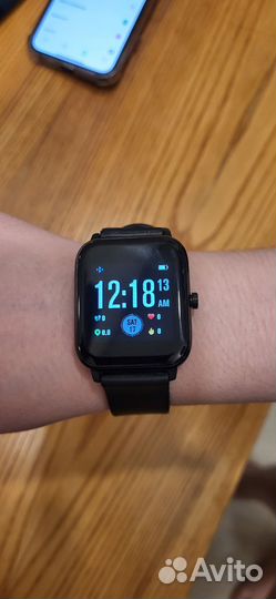 Смарт часы ZTE