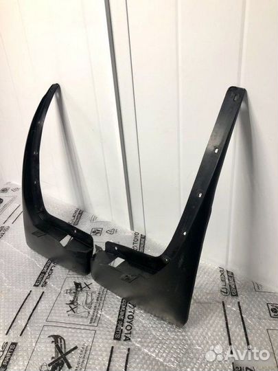 Брызговики задние Nissan Patrol Y62