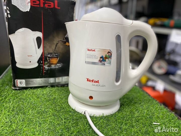 Чайник Tefal silver ION 2400Вт (кр90Б)