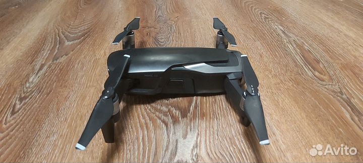 Квадрокоптер dji mavic air