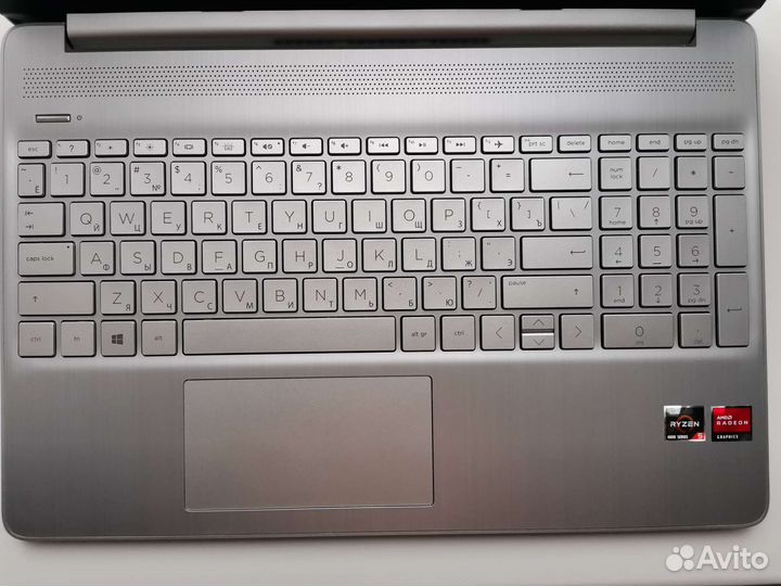 Ноутбук HP - 15s-eq1052ur