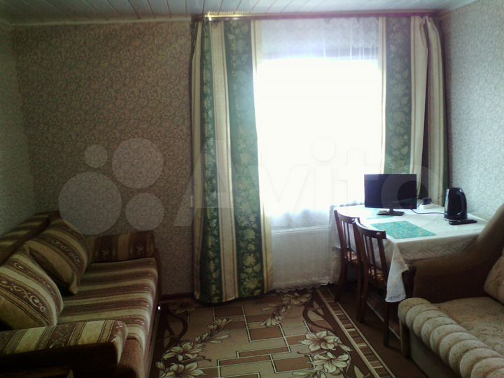 Комната 20 м² в 8-к., 2/2 эт.