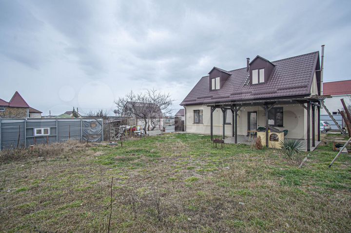 Дом 202,8 м² на участке 5,9 сот.