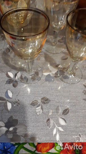 Рюмки с золотой каймой