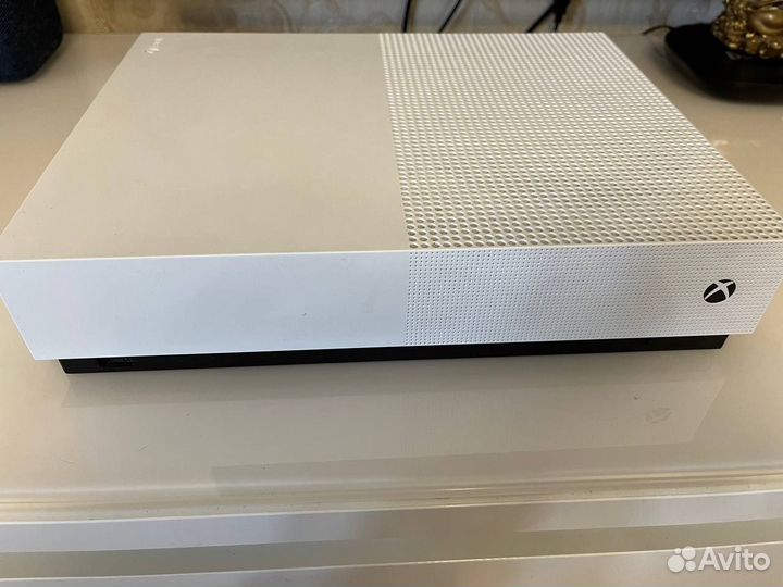 Xbox one s all digital 1 tb