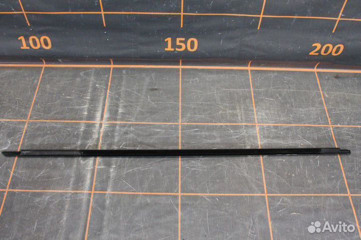 Накладка (молдинг) стекла - BMW 5 F10 (2009-17гг)