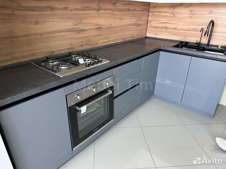 Кухня угловая Монза 2.74 на 1.50 метра Графит