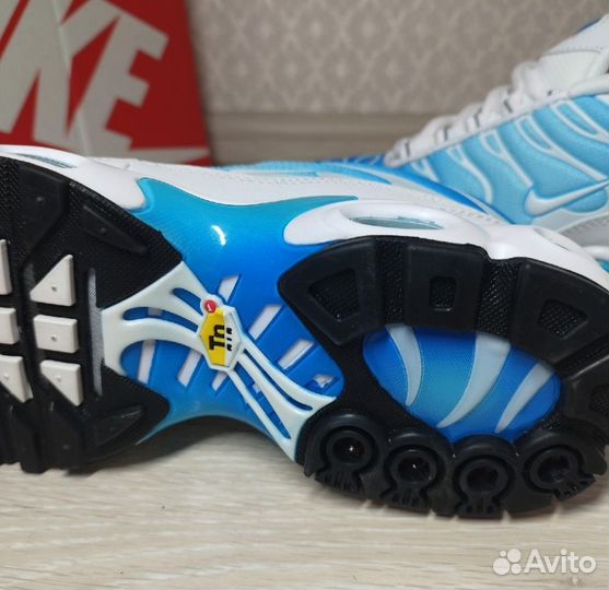 Кроссовки Nike air max plusTn