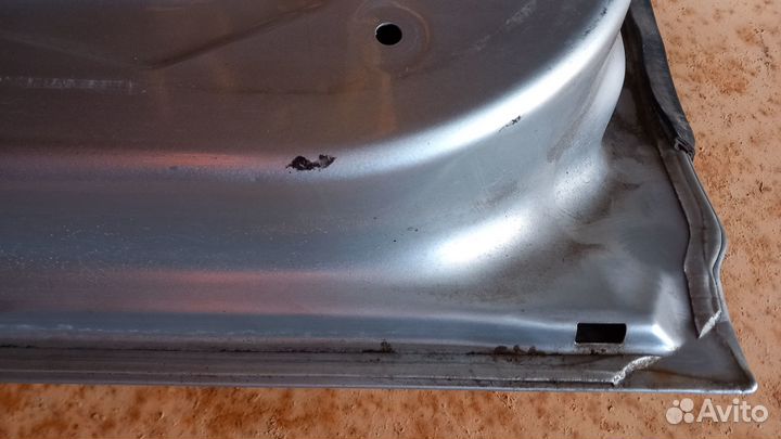 Ford Escape тайванец 2007-09 задняя левая дверь