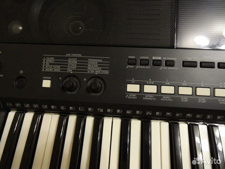 Синтезатор Yamaha psr e433