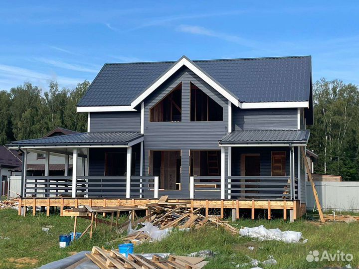 Бригада строителей