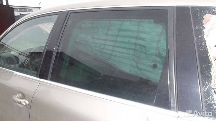 Стекло заднее левое Volkswagen Touareg \ Туарег 02