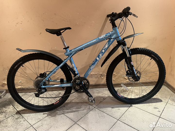 Велосипед GT avalanche 1.0