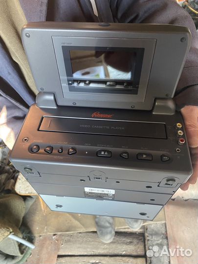 Винтажный видеомагнитофон Audiovox Rampage