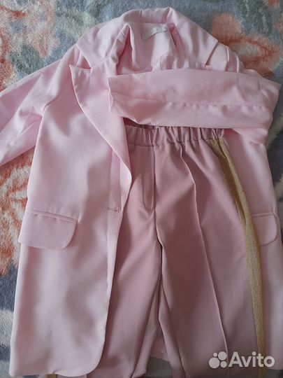 Женский костюм тройка