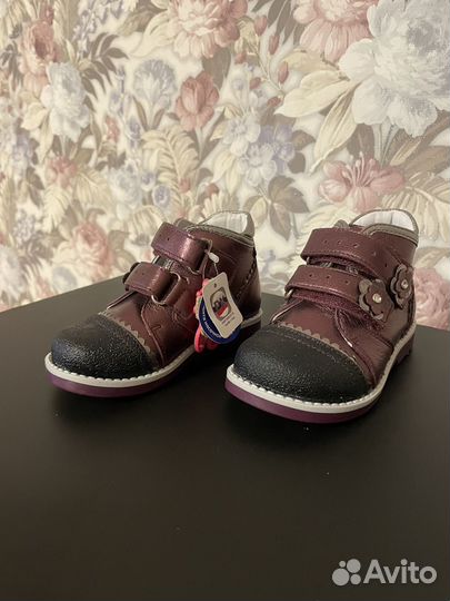 Ботинки elegami 23 новые