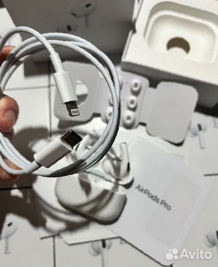 Наушники Apple AirPods Pro 2