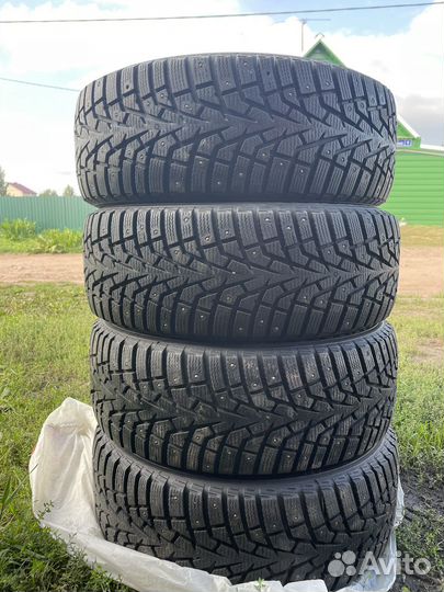 Maxxis ArcticTrekker NP3 225/55 R17