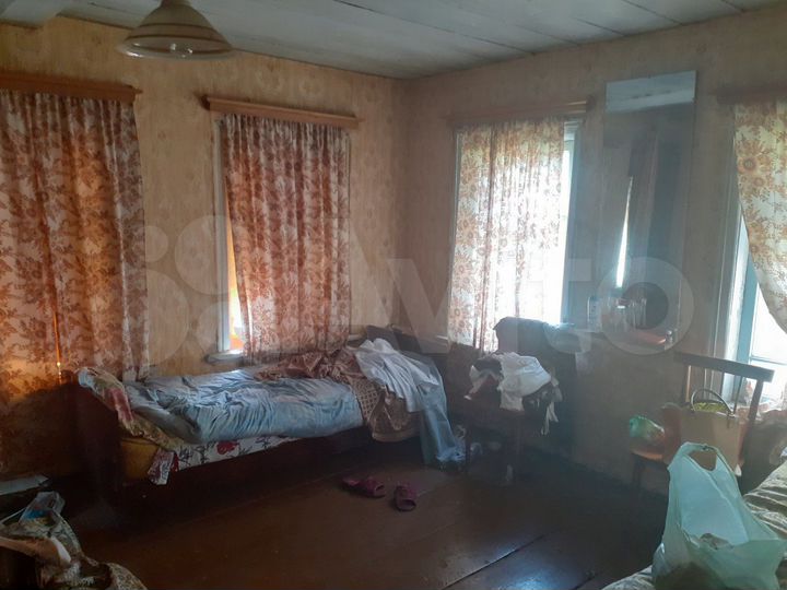 Дом 40 м² на участке 20 сот.