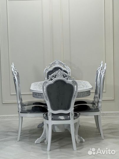 Стол и стулья от производителя. В наличии