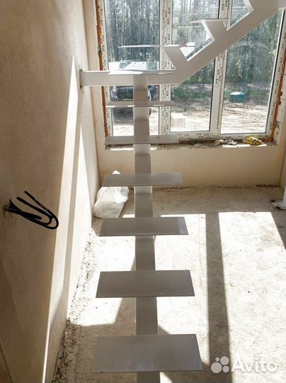 Металлокаркас для лестницы 