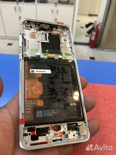Оригинальный дисплей Huawei Mate 50 Pro серебро