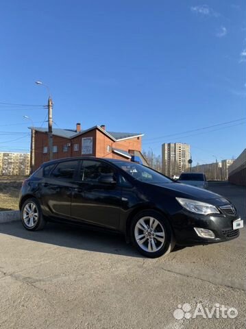 Opel Astra 1.4 МТ, 2011, 163 000 км