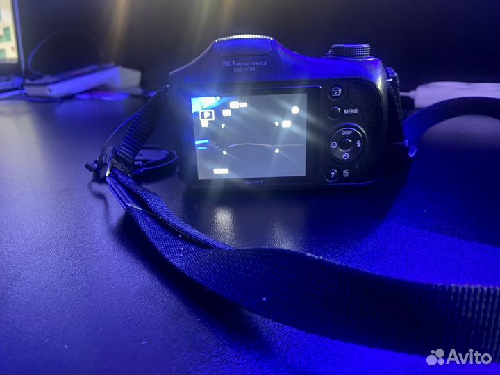 Фотоаппарат Sony Cyber-shot DSC-H100
