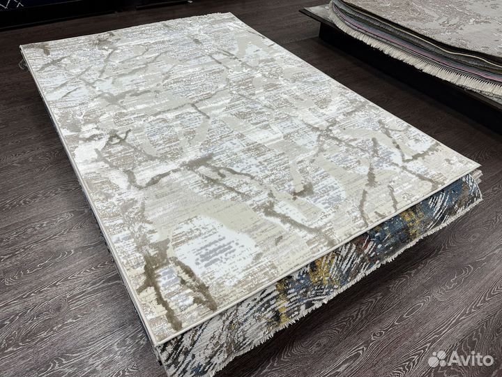 Ковер новый 1.6х2.3