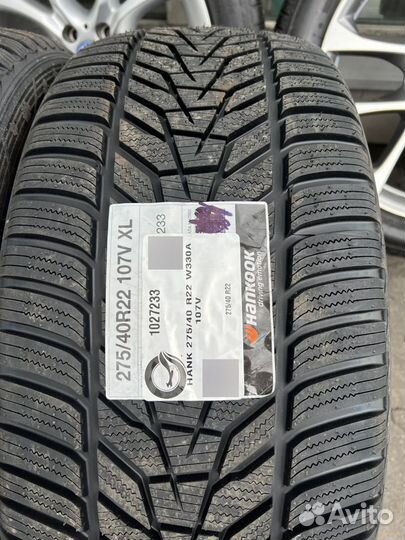 Hankook Winter I'Cept Evo 3 X W330A 275/40 R22 107V