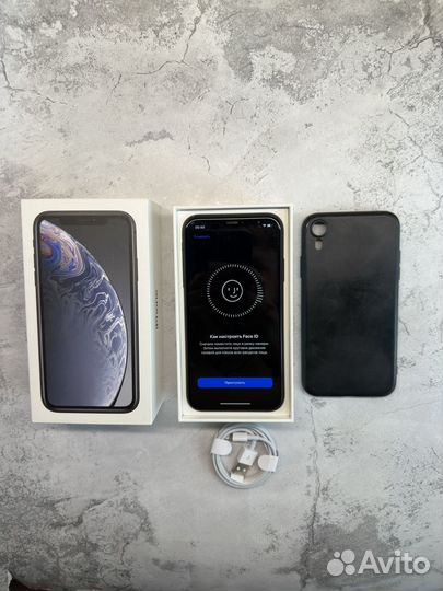 iPhone Xr, 64 ГБ