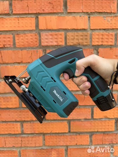 Мощный аккумуляторный Лобзик Makita 12V