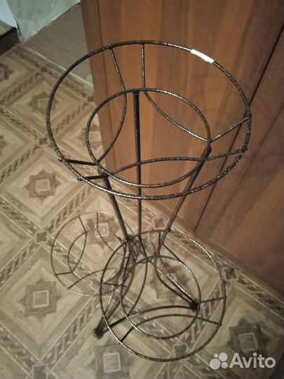 Подставка для цветов