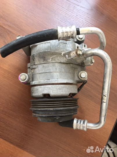 Компрессор кондиционера Toyota Tow Ace S402M (8832