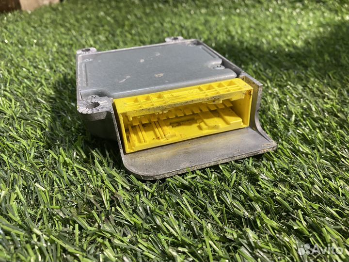 Блок srs airbag skoda octavia a4