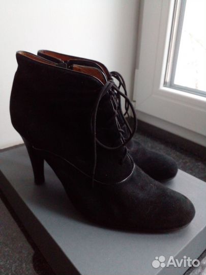Ботильоны замшевые Италия р.39-40