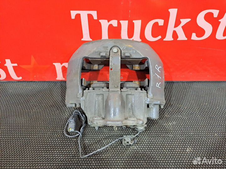 Суппорт правый