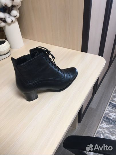 Ботинки женские